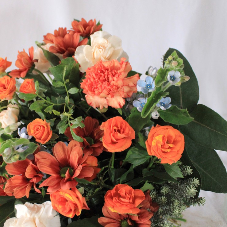 CRIS. Ramo de flores frescas.