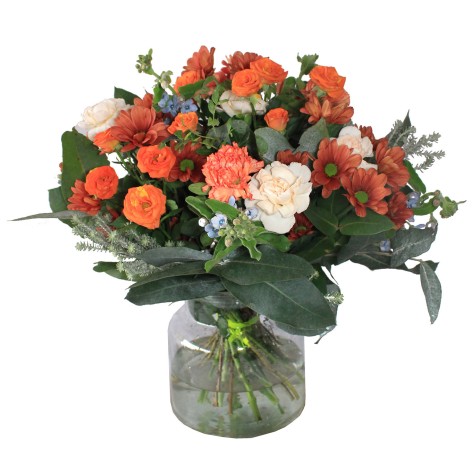 CRIS. Ramo de flores frescas.